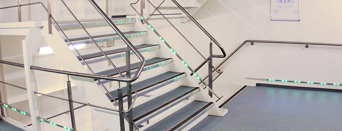 led guiding in marine